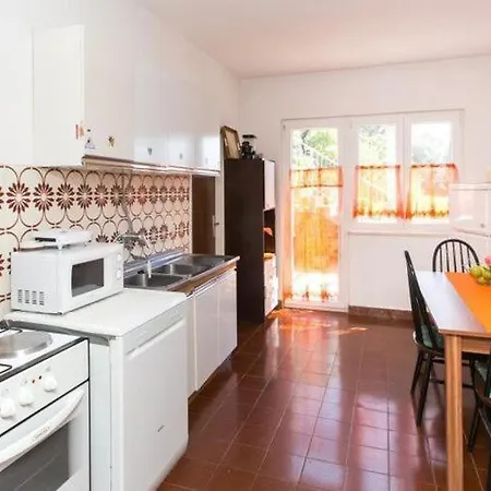 Lägenhet Marko - Three-bedroom With Terrace And Sea View Brse Ine Brsečine